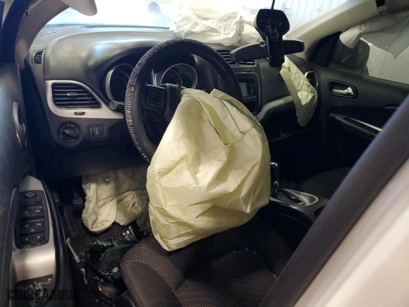 2019 Dodge Journey SE Value Pkg with VIN 3C4PDCAB1KT747066, listed as a Copart auction lot 44143965 with 0 mi miles and Non Repairable. Bid and sale history available at carsss.com. Image 8.