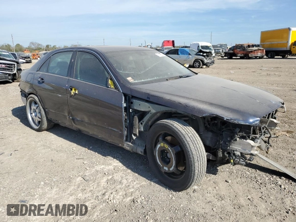 2014 Mercedes-Benz E 550 Sport with VIN WDDHF9BB5EA790844, listed as a Copart auction lot 82179264 with 202,405 mi miles and Salvage Title. Bid and sale history available at DreamBid. Image 4.