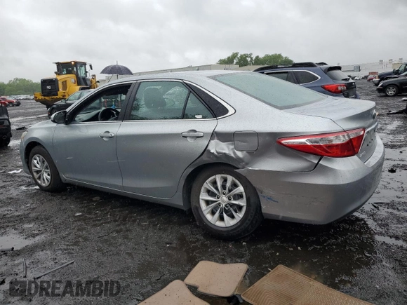 2015 Toyota Camry XLE z VIN 4T4BF1FK7FR460099, wystawiony jako Copart lot #57674195 z przebiegiem 162 774 mil mil oraz Szkoda całkowita • Salvage title. Historia ofert i sprzedaży dostępna na DreamBid. Obrazek 2.