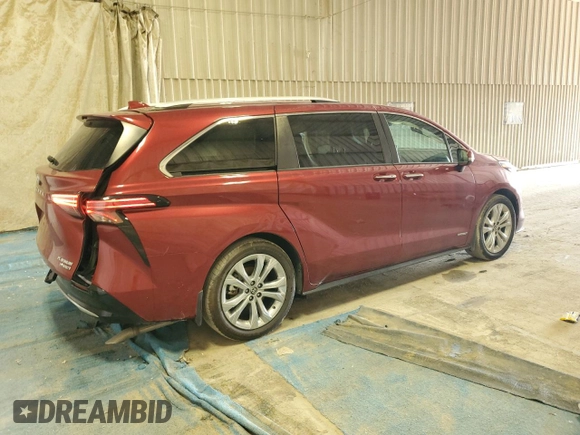2021 Toyota Sienna Limited with VIN 5TDERKECXMS032404, listed as a Copart auction lot 68022034 with 26,814 mi miles and Clean Title. Bid and sale history available at carsss.com. Image 3.
