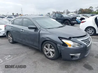 2013 Nissan Altima SV with VIN 1N4AL3AP7DN410270, listed as a IAAI auction lot 42107935 with 150,889 mi miles and . Bid and sale history available at carsss.com. Image 1.