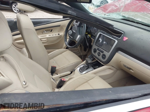 2008 Volkswagen Eos Turbo with VIN WVWBA71F18V033833, listed as a IAAI auction lot 42194305 with 153,543 mi miles and . Bid and sale history available at DreamBid. Image 5.