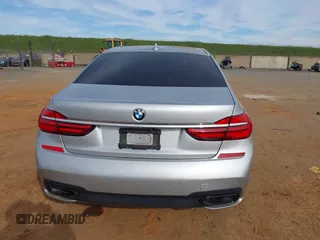 2019 BMW 7 Series 740i с VIN WBA7E2C57KB216466, выставлен на аукционе IAAI как лот 41689258 с пробегом 79 962 миль миль и . История ставок и продаж доступна на DreamBid. Изображение 17.