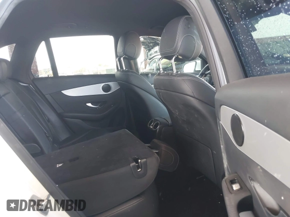 2020 Mercedes-Benz GLC 300 with VIN WDC0G8DBXLF736610, listed as a IAAI auction lot 42353177 with 45,652 mi miles and . Bid and sale history available at DreamBid. Image 8.