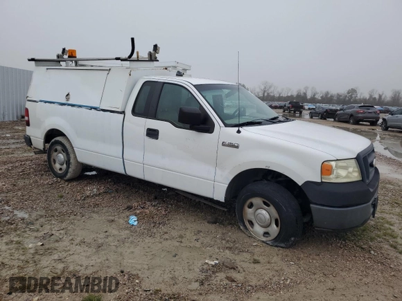 2008 Ford F-150 XL with VIN 1FTRF122X8KB70103, listed as a Copart auction lot 46054985 with 183,598 mi miles and Clean title. Bid and sale history available at DreamBid. Image 4.