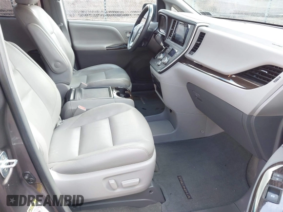 2017 Toyota Sienna XLE with VIN 5TDDZ3DC7HS157241, listed as a IAAI auction lot 41530337 with 87,448 mi miles and . Bid and sale history available at DreamBid. Image 5.
