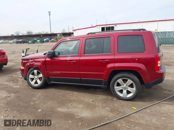 2014 Jeep Patriot Latitude with VIN 1C4NJPFA0ED690182, listed as a IAAI auction lot 41792670 with 91,677 mi miles and . Bid and sale history available at carsss.com. Image 14.