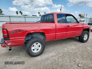 1996 Dodge 1500 z VIN 3B7HF13Z2TG185637, wystawiony jako Copart lot #61014135 z przebiegiem 191 810 mil mil oraz Szkoda całkowita • Salvage title. Historia ofert i sprzedaży dostępna na DreamBid. Obrazek 3.