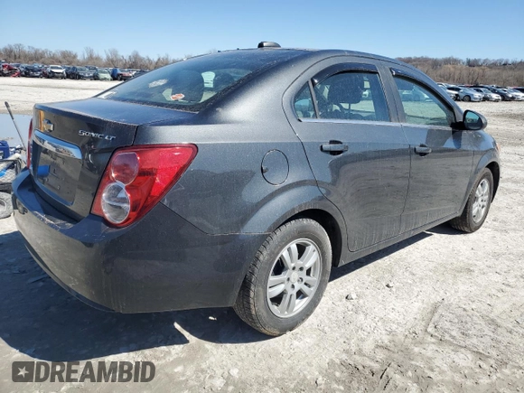 2016 Chevrolet Sonic LT z VIN 1G1JC5SH6G4126869, wystawiony jako Copart lot #49103155 z przebiegiem 199 131 mil mil oraz Szkoda całkowita • Salvage title. Historia ofert i sprzedaży dostępna na DreamBid. Obrazek 3.