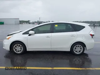 2014 Toyota Prius Two with VIN JTDZN3EU7E3307550, listed as a IAAI auction lot 42197085 with 268,616 mi miles and . Bid and sale history available at DreamBid. Image 14.