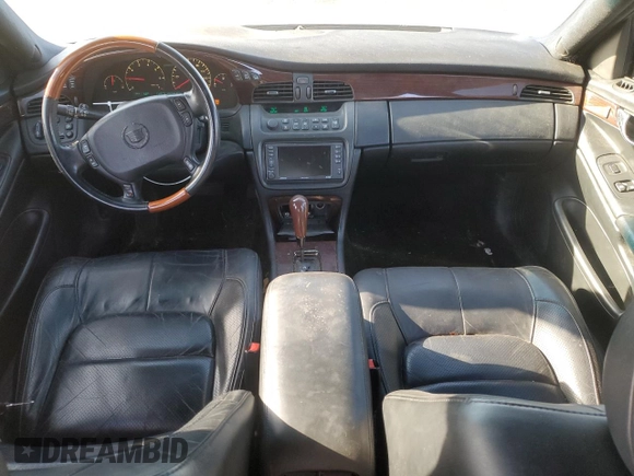 2002 Cadillac DeVille DTS with VIN 1G6KF57952U185198, listed as a Copart auction lot 82603374 with 133,290 mi miles and Non Repairable. Bid and sale history available at carsss.com. Image 8.