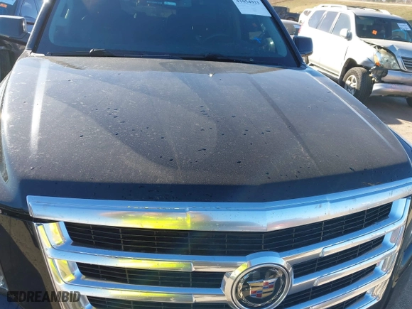 2015 Cadillac Escalade Premium with VIN 1GYS4CKJ0FR180180, listed as a IAAI auction lot 41054933 with 146,974 mi miles. Bid and sale history available at carsss.com. Image 6.