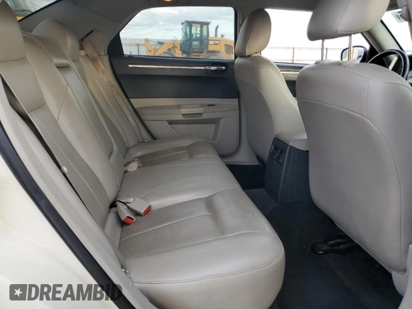 2006 Chrysler 300 Touring with VIN 2C3KK53G96H365178, listed as a Copart auction lot 43570425 with 206,552 mi miles and Salvage Title. Bid and sale history available at carsss.com. Image 10.