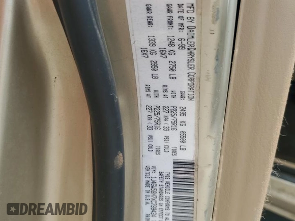 1999 Jeep Grand Cherokee Laredo with VIN 1J4GW58N7XC799434, listed as a Copart auction lot 64790905 with 272,384 mi miles and Salvage title. Bid and sale history available at DreamBid. Image 13.