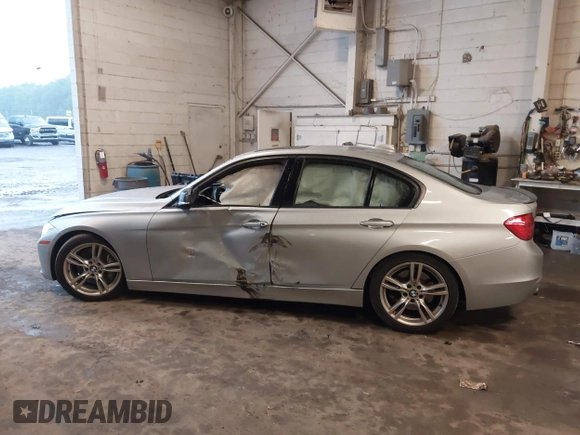 2013 BMW 3 Series 335i xDrive with VIN WBA3B9C55DF587637, listed as a IAAI auction lot 42538708 with 131,730 mi miles and . Bid and sale history available at DreamBid. Image 14.
