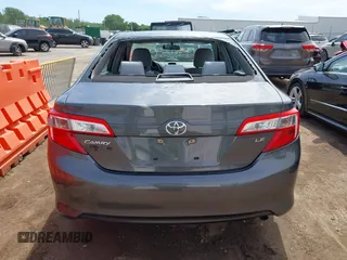 2012 Toyota Camry L z VIN 4T1BF1FK7CU170144, wystawiony jako IAAI lot #42184180 z przebiegiem 73 931 mil mil oraz . Historia ofert i sprzedaży dostępna na DreamBid. Obrazek 16.