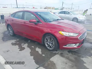 2017 Ford Fusion SE с VIN 3FA6P0HD2HR398861, выставлен на аукционе IAAI как лот 42361089 с пробегом 96 972 миль миль и . История ставок и продаж доступна на DreamBid. Изображение 1.