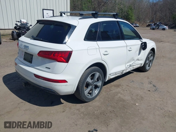 2020 Audi Q5 Premium with VIN WA1ANAFY7L2111477, listed as a IAAI auction lot 42083776 with 75,437 mi miles and . Bid and sale history available at DreamBid. Image 4.
