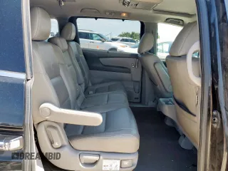 2011 Honda Odyssey Touring with VIN 5FNRL5H90BB033700, listed as a Copart auction lot 58602835 with 197,063 mi miles and Clean title. Bid and sale history available at DreamBid. Image 11.