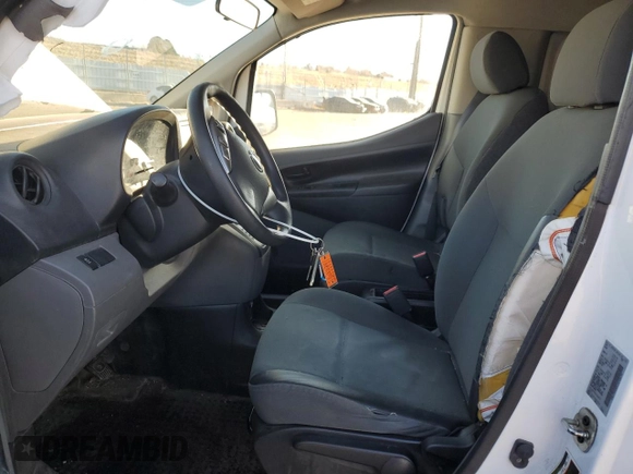 2020 Nissan NV200 S z VIN 3N6CM0KN0LK695679, wystawiony jako Copart lot #44427475 z przebiegiem 134 579 mil mil oraz Szkoda całkowita • Salvage title. Historia ofert i sprzedaży dostępna na DreamBid. Obrazek 7.