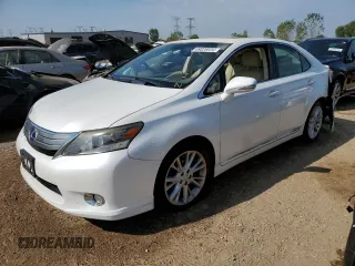 2010 Lexus HS with VIN JTHBB1BA0A2009526, listed as a Copart auction lot 69026934 with 120,527 mi miles and Salvage Title. Bid and sale history available at carsss.com. Image 1.