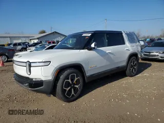 2024 Rivian R1S Adventure with VIN 7PDSGABA6RN039832, listed as a Copart auction lot 80635054 with 0 mi miles and Salvage Title. Bid and sale history available at carsss.com. Image 1.
