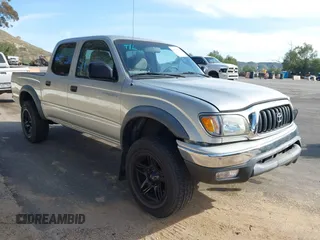 2002 Toyota Tacoma PreRunner with VIN 5TEGM92N22Z041717, listed as a IAAI auction lot 41761502 with 37,914 mi miles and . Bid and sale history available at DreamBid. Image 1.