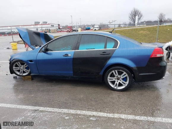 2009 Pontiac G8 with VIN 6G2ER57779L164764, listed as a IAAI auction lot 41178467 with NaN miles. Bid and sale history available at carsss.com. Image 15.