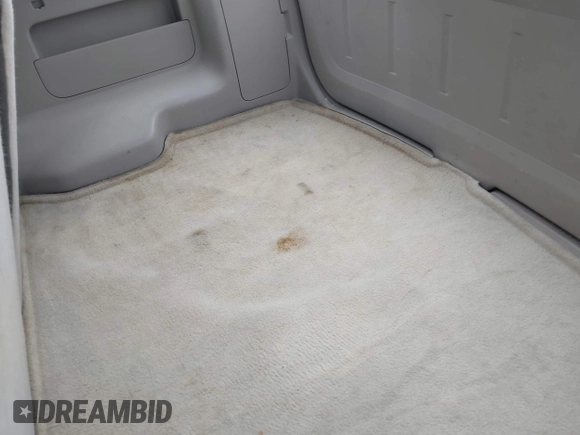 2008 Ford Escape XLS with VIN 1FMCU92Z08KE45688, listed as a IAAI auction lot 42275426 with Not provided miles and . Bid and sale history available at DreamBid. Image 12.