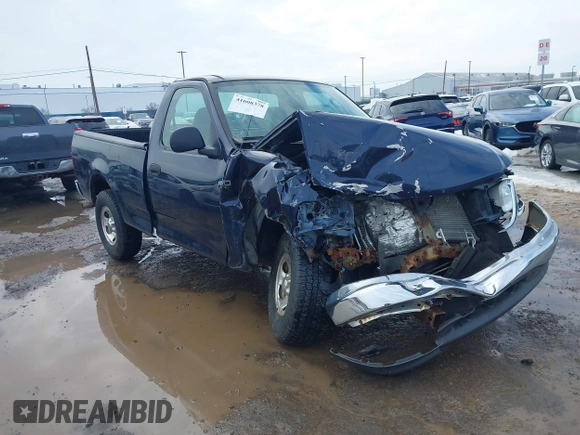 2003 Ford F-150 XL с VIN 2FTRF172X3CA60139, выставлен на аукционе IAAI как лот 41608378 с пробегом 81 965 миль миль и . История ставок и продаж доступна на DreamBid. Изображение 1.