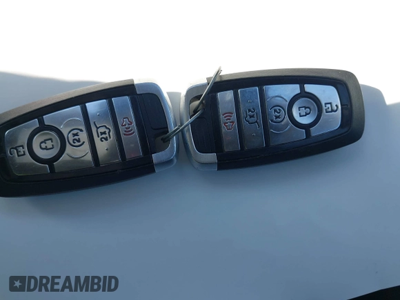 2021 Ford Escape SE Hybrid z VIN 1FMCU9BZ7MUA06972, wystawiony jako IAAI lot #42376836 z przebiegiem 57 372 mil mil oraz . Historia ofert i sprzedaży dostępna na DreamBid. Obrazek 11.