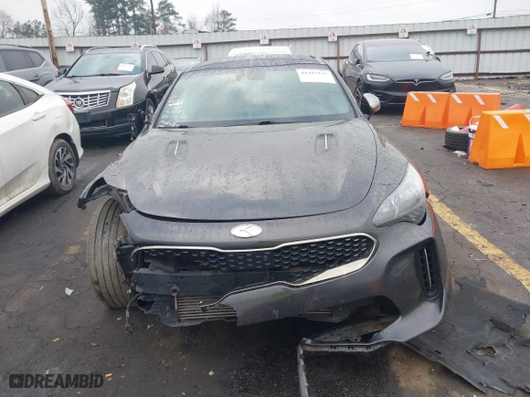 2020 Kia Stinger GT2 with VIN KNAE55LCXL6071473, listed as a IAAI auction lot 41447155 with 123,110 mi miles. Bid and sale history available at carsss.com. Image 12.