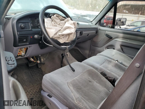 1996 Ford F-150 with VIN 1FTEF14N6TNA12743, listed as a Copart auction lot 84621234 with 169,102 mi miles and Salvage title. Bid and sale history available at DreamBid. Image 8.