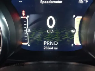2021 Jeep Wrangler Unlimited Sport S z VIN 1C4HJXDG7MW583315, wystawiony jako IAAI lot #41827899 z przebiegiem 25 264 mil mil oraz . Historia ofert i sprzedaży dostępna na DreamBid. Obrazek 16.