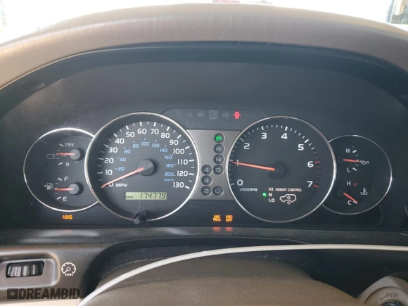 2006 Toyota Land Cruiser with VIN JTEHT05J262098694, listed as a Copart auction lot 49923375 with 174,779 mi miles and Salvage Title. Bid and sale history available at carsss.com. Image 9.