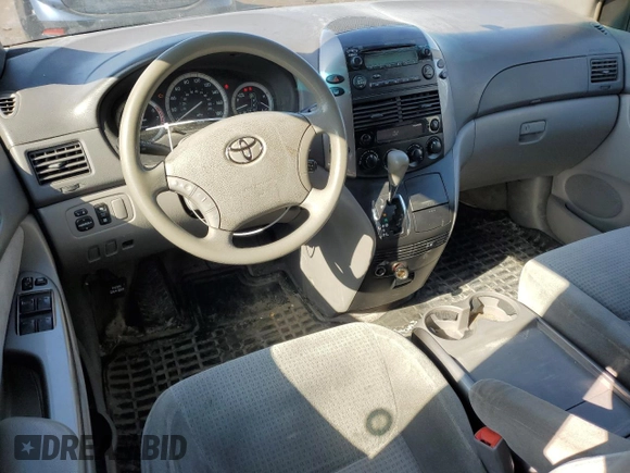 2006 Toyota Sienna with VIN 5TDZA29C26S408471, listed as a Copart auction lot 48505775 with 369,226 mi miles and Clean Title. Bid and sale history available at DreamBid. Image 8.