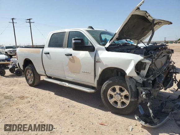 2024 Ram 2500 Big Horn z VIN 3C6UR5DL1RG106160, wystawiony jako Copart lot #52650405 z przebiegiem 40 090 mil mil oraz Szkoda całkowita • Salvage title. Historia ofert i sprzedaży dostępna na DreamBid. Obrazek 4.