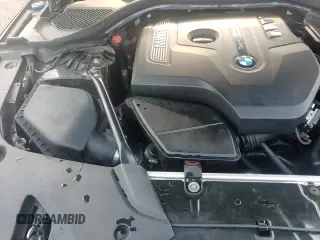 2017 BMW 5 Series 530i z VIN WBAJA5C32HG893874, wystawiony jako Copart lot #66885365 z przebiegiem 99 597 mil mil oraz Czysty tytuł • Clean title. Historia ofert i sprzedaży dostępna na DreamBid. Obrazek 13.