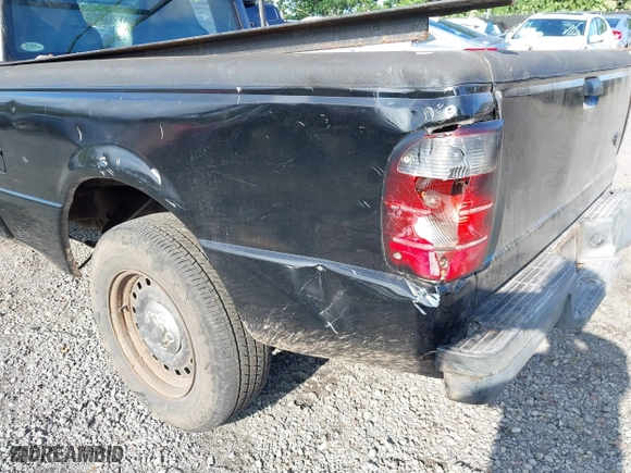2004 Ford Ranger XL with VIN 1FTYR10D44PB58968, listed as a IAAI auction lot 41170067 with 138,489 mi miles. Bid and sale history available at carsss.com. Image 18.