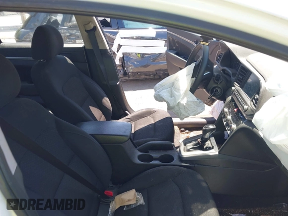 2020 Hyundai Elantra SEL with VIN 5NPD84LF9LH573844, listed as a IAAI auction lot 42232447 with 142,689 mi miles and . Bid and sale history available at DreamBid. Image 5.