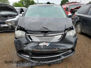 2012 Chrysler Town & Country Touring L with VIN 2C4RC1CG3CR194367, listed as a Copart auction lot 62538554 with 91,393 mi miles and Salvage Title. Bid and sale history available at DreamBid. Image 5.