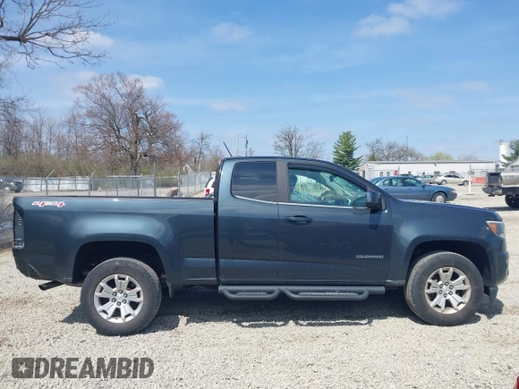 2018 Chevrolet Colorado 4WD LT with VIN 1GCHTCEN1J1111605, listed as a IAAI auction lot 41923283 with 66,604 mi miles. Bid and sale history available at carsss.com. Image 14.