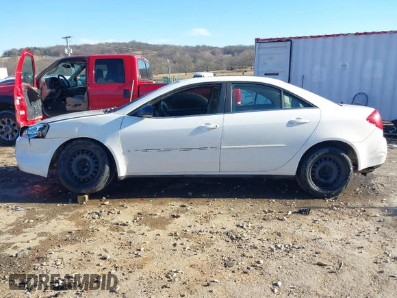 2007 Pontiac G6 1SV Value Leader with VIN 1G2ZF58B174212339, listed as a IAAI auction lot 41607039 with 144,836 mi miles. Bid and sale history available at carsss.com. Image 14.