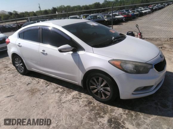 2014 Kia Forte EX with VIN KNAFX4A83E5200718, listed as a IAAI auction lot 41998203 with 141,599 mi miles. Bid and sale history available at carsss.com. Image 1.