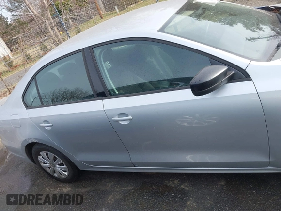 2014 Volkswagen Jetta S with VIN 3VW2K7AJ7EM313535, listed as a IAAI auction lot 41786112 with 63,694 mi miles and . Bid and sale history available at DreamBid. Image 13.