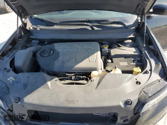 2019 Jeep Cherokee Limited with VIN 1C4PJMDX0KD197631, listed as a Copart auction lot 52078845 with 86,281 mi miles and Salvage title. Bid and sale history available at DreamBid. Image 12.