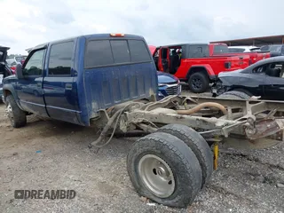 2000 GMC Sierra 3500 z VIN 1GTHK33F9YF413736, wystawiony jako IAAI lot #42197845 z przebiegiem 255 855 mil mil oraz . Historia ofert i sprzedaży dostępna na DreamBid. Obrazek 15.