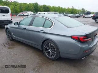 2021 BMW 5 Series 530i xDrive with VIN WBA13BJ08MCF06170, listed as a IAAI auction lot 42227277 with 21,985 mi miles and . Bid and sale history available at DreamBid. Image 3.