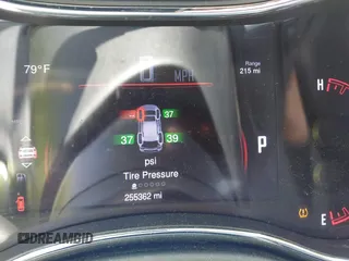 2015 Dodge Durango SXT z VIN 1C4RDHAG8FC937546, wystawiony jako IAAI lot #42668358 z przebiegiem 255 362 mil mil oraz . Historia ofert i sprzedaży dostępna na DreamBid. Obrazek 16.