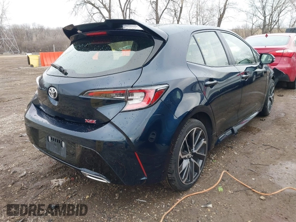 2019 Toyota Corolla Hatchback SE with VIN JTNK4RBEXK3060018, listed as a IAAI auction lot 41500627 with 96,997 mi miles. Bid and sale history available at carsss.com. Image 4.